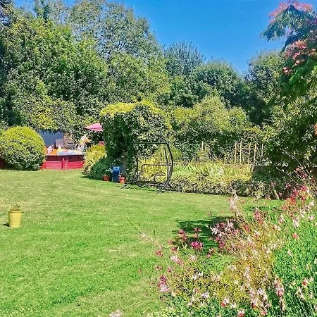 Studio, Aire De Loisirs Avec Piscine Marigny (Poitou-Charentes)