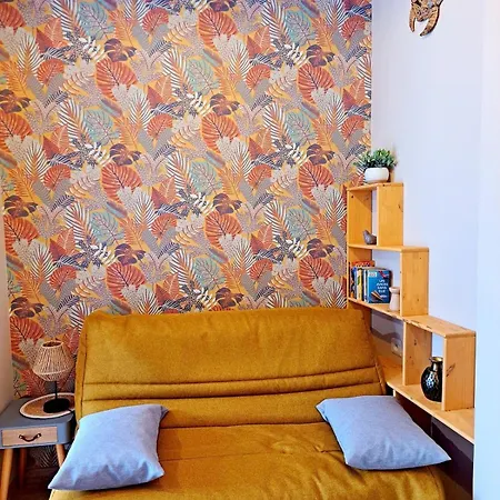 Studio, Aire De Loisirs Avec Piscine Holiday home Marigny (Poitou-Charentes)